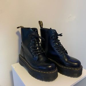 Jadon Dr. Martens